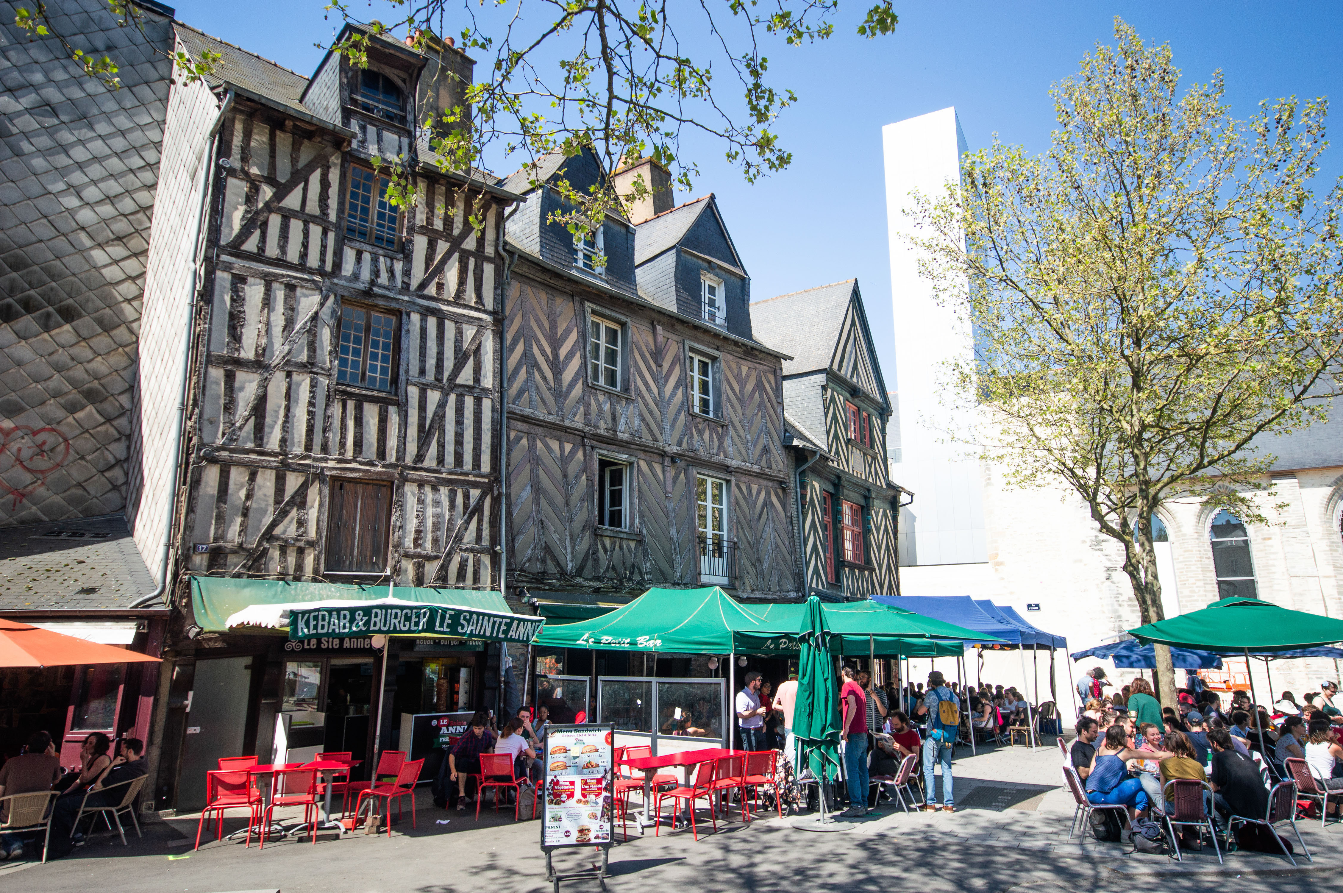 Rennes_Pl._Sainte-Anne_D3200_04192018_753.jpg