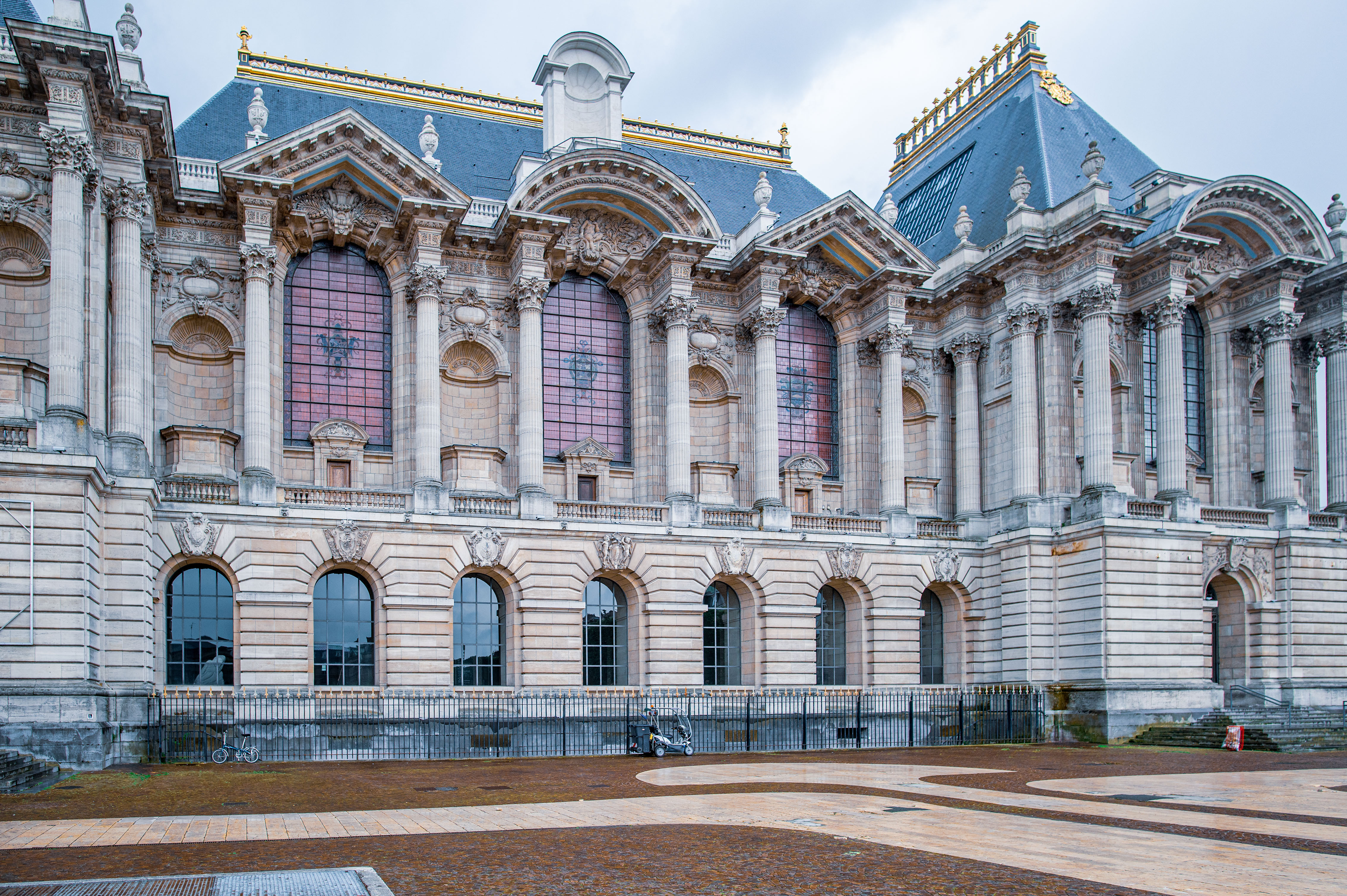 Palais_des_Beaux_Arts_Exterior_780_3186.jpg
