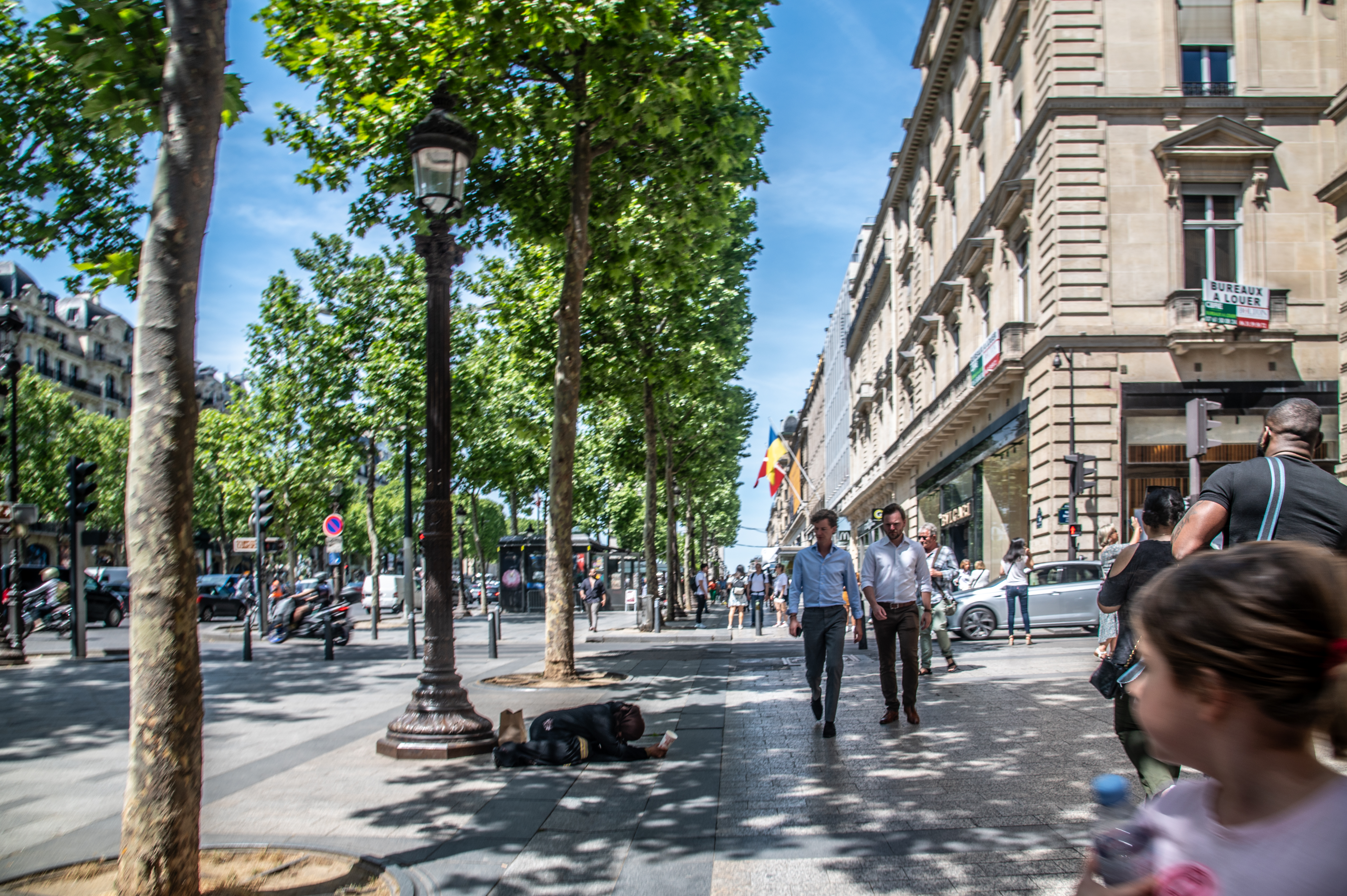Avenue_des_Champs-Élysées_D780_05182022_667.jpg
