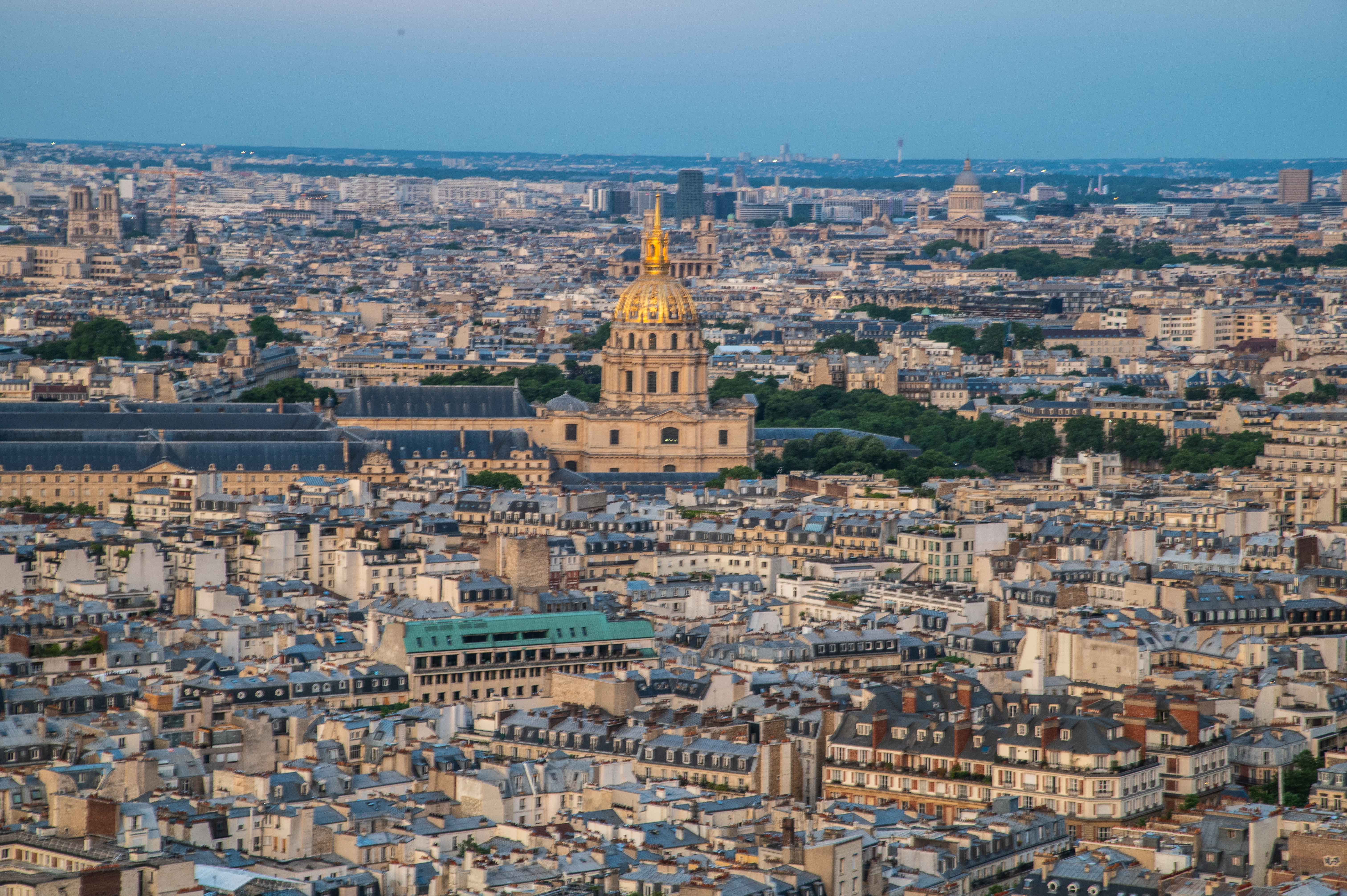 Eiffel_Tower_Hôtel_des_Invalides_D780_05172022_692.jpg