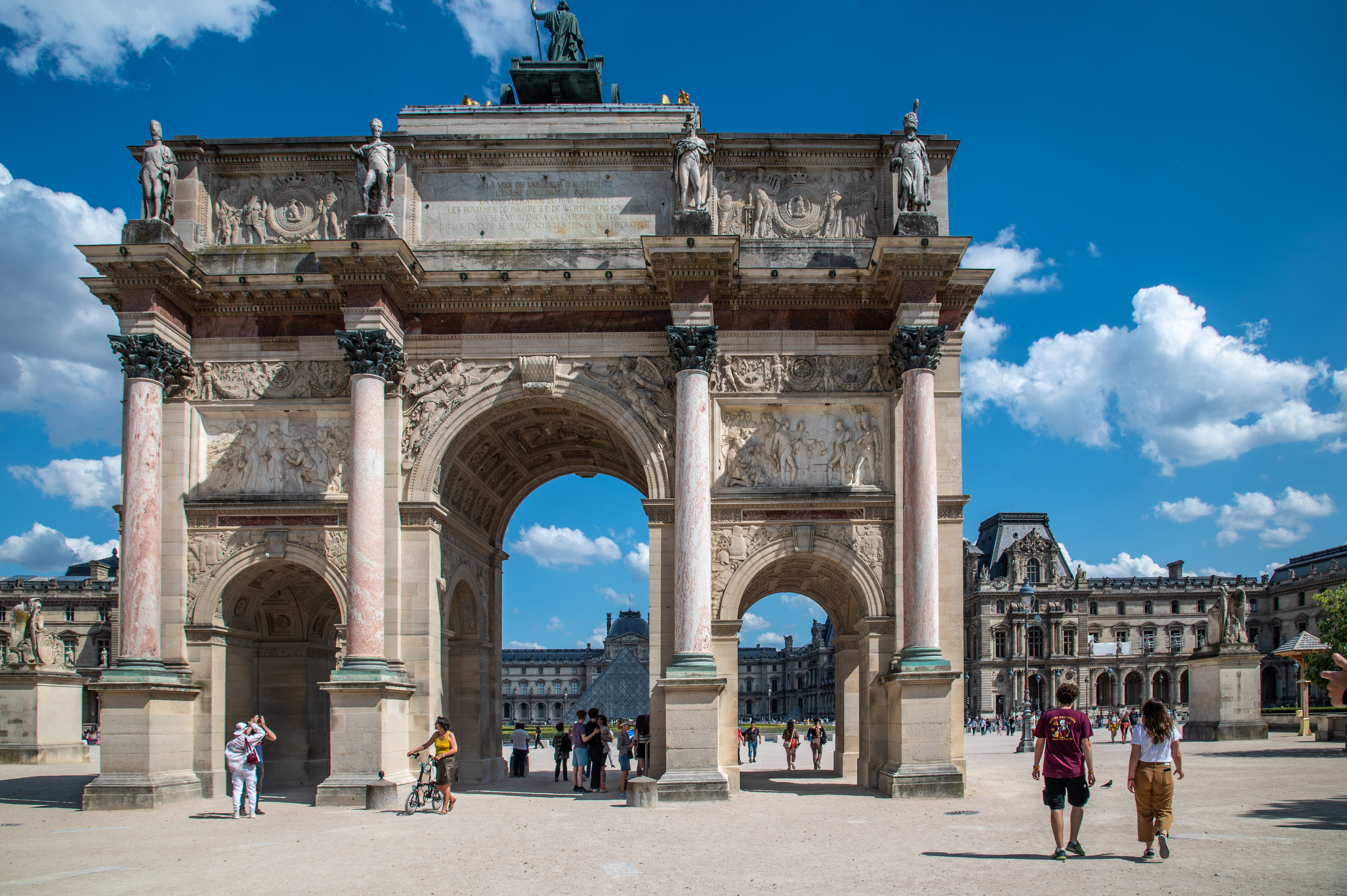 Arc_de_Triomphe_du_Carrousel_D780_05172022_252.jpg