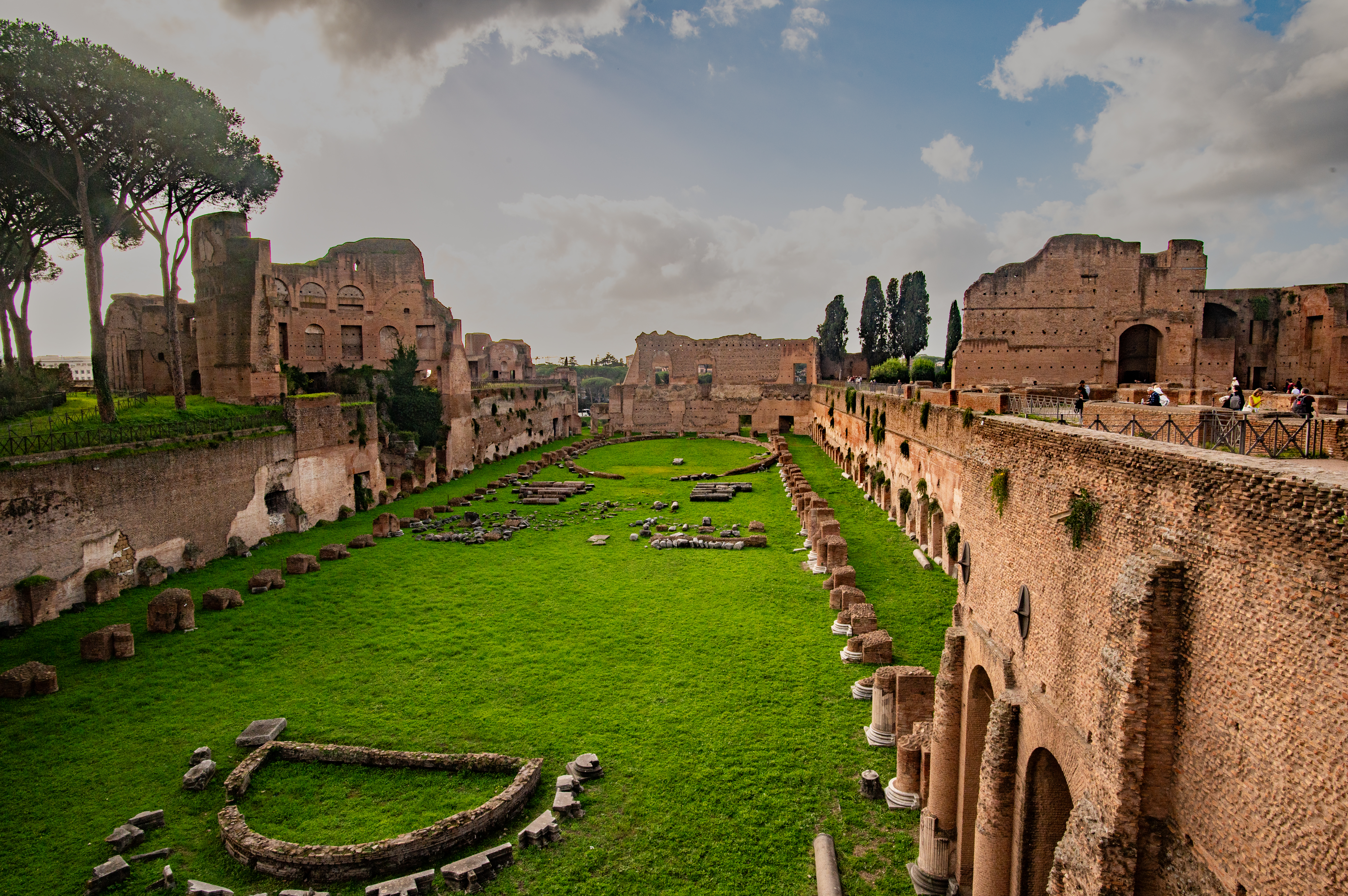 link to page AncientRomeForo5Palatine.html