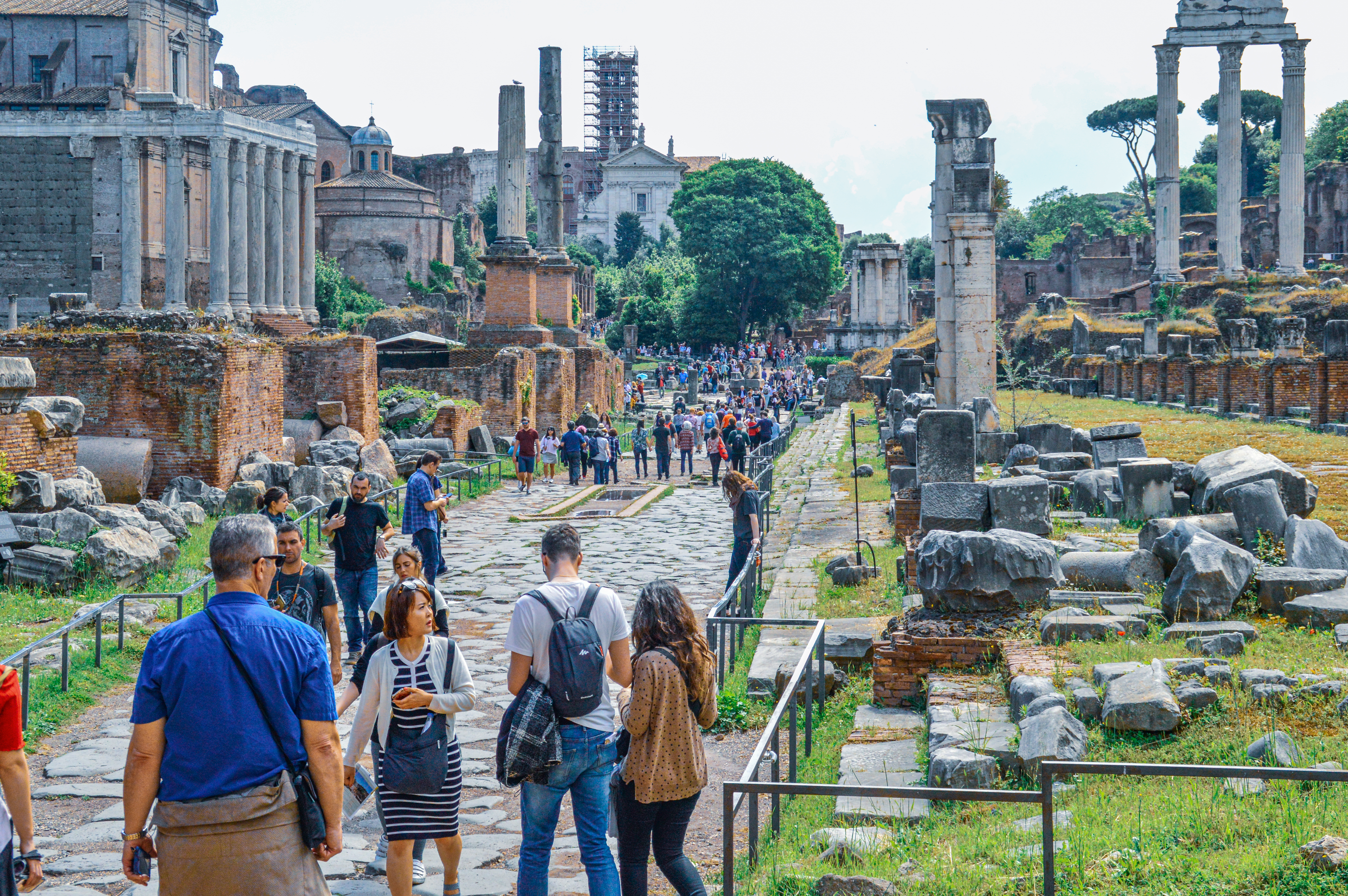 link to page AncientRomeForo1Titus.html