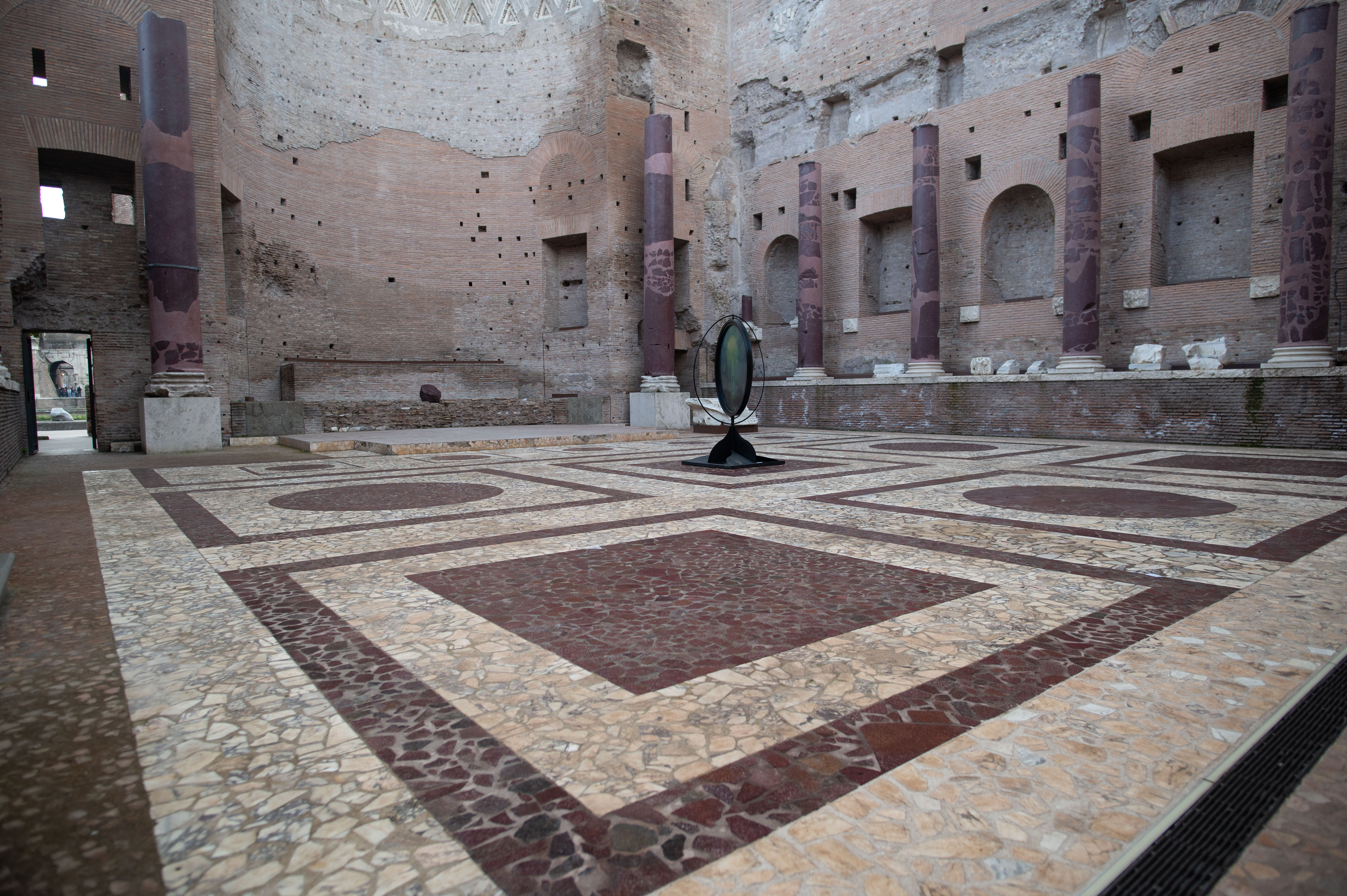 link to Temple of Venus and Rome