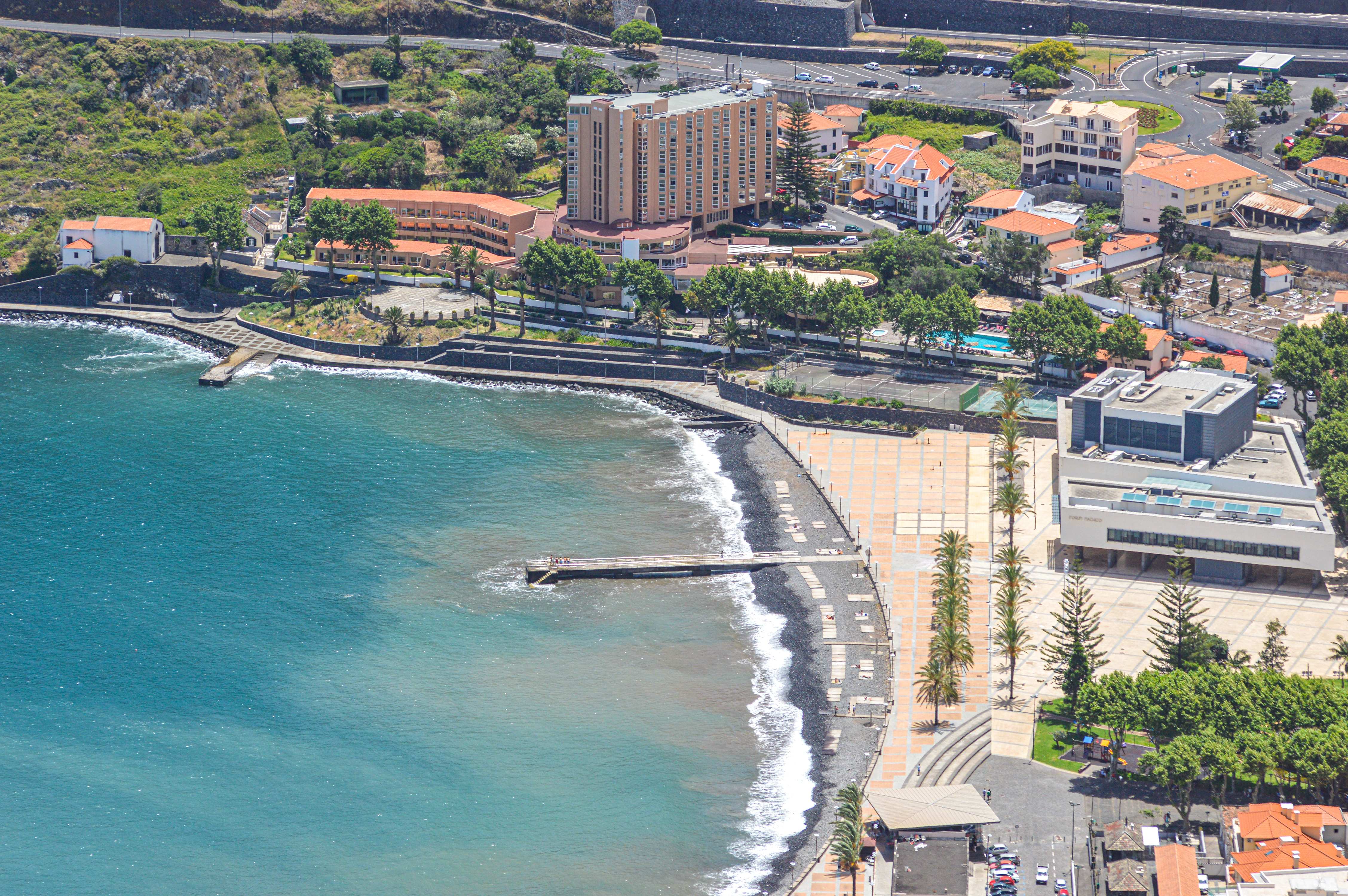 multi-story hotel near the shoreline
