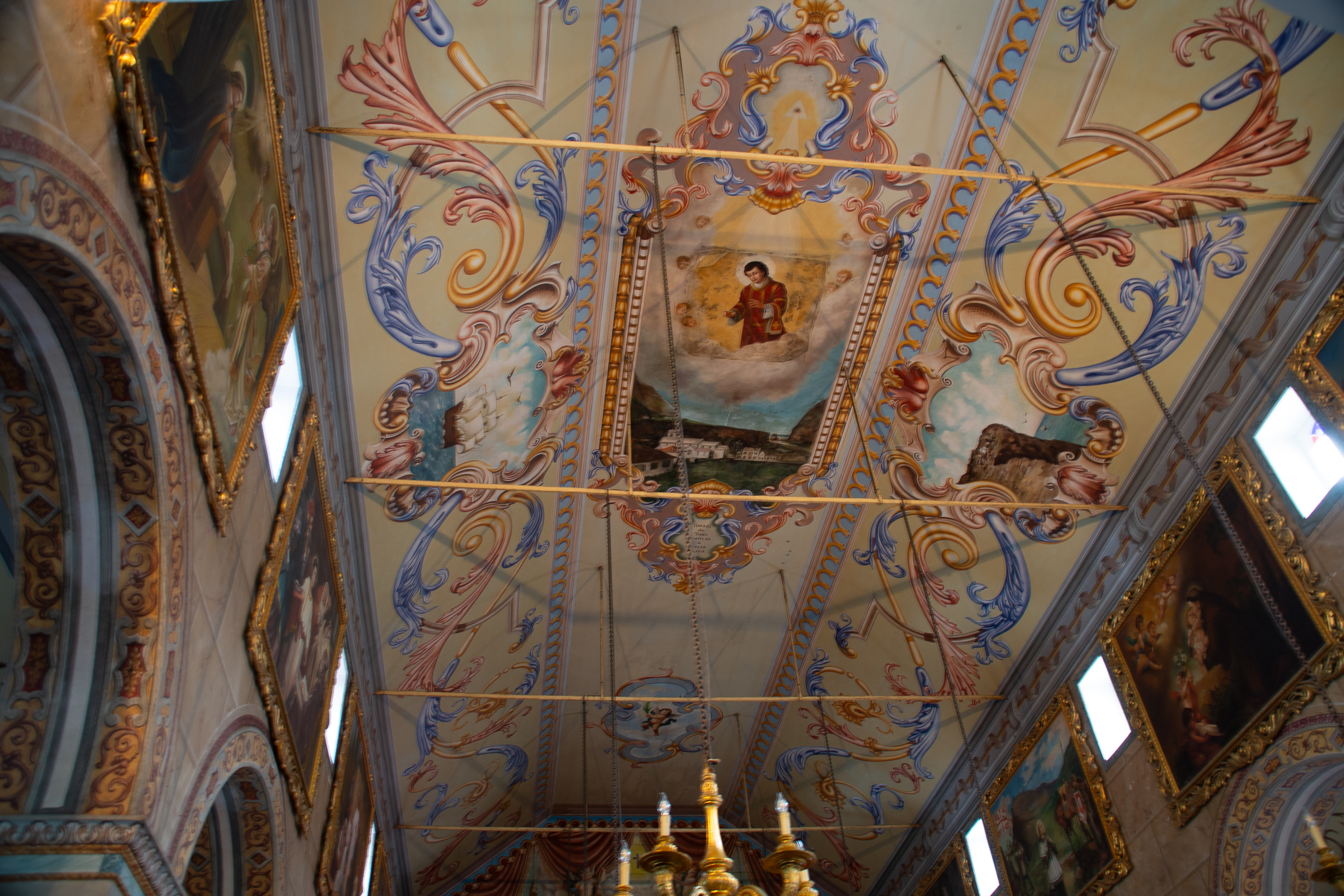 ornately decorated ceiling