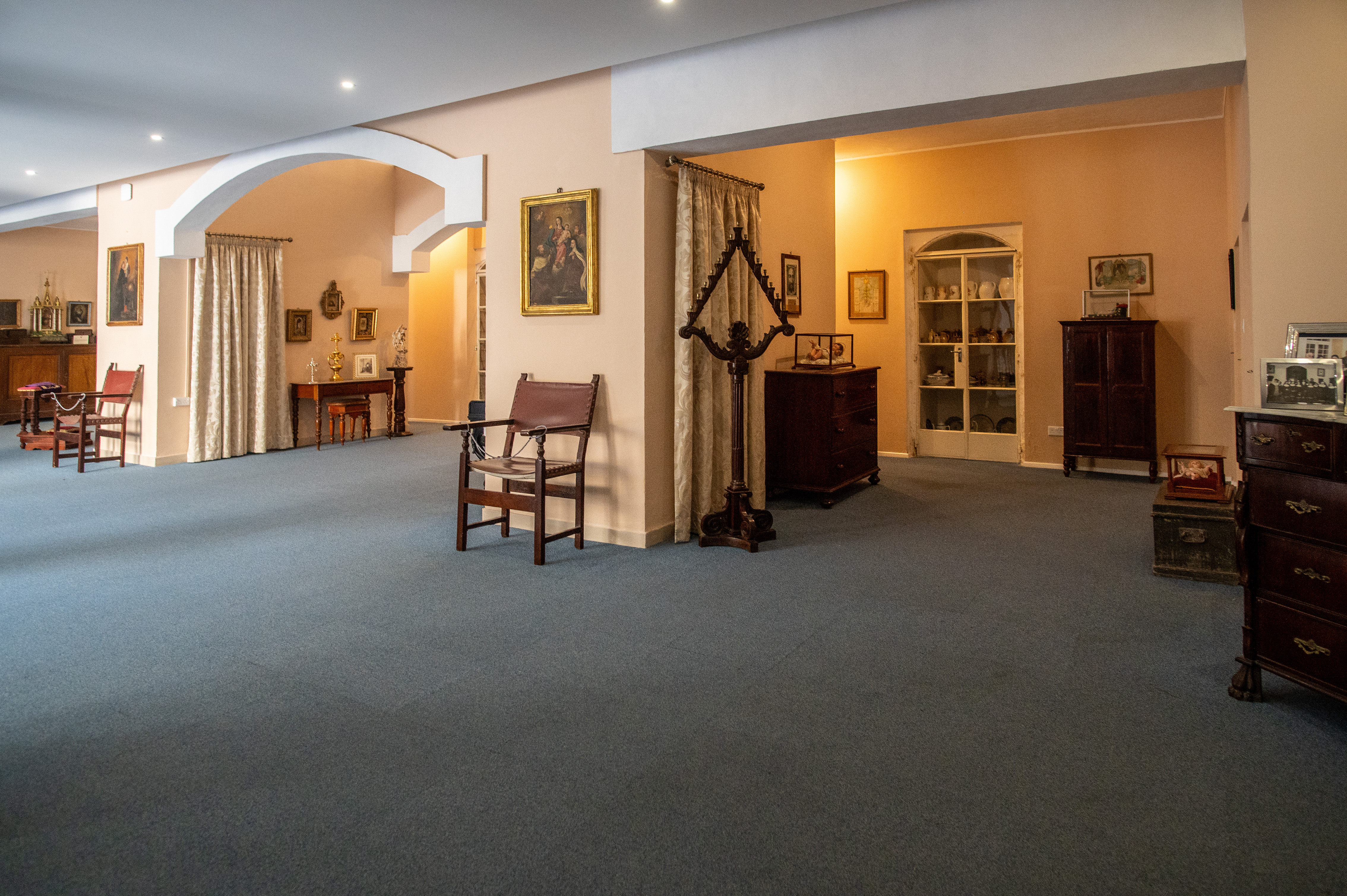 Knisja u Monasteru ta' San Pietru