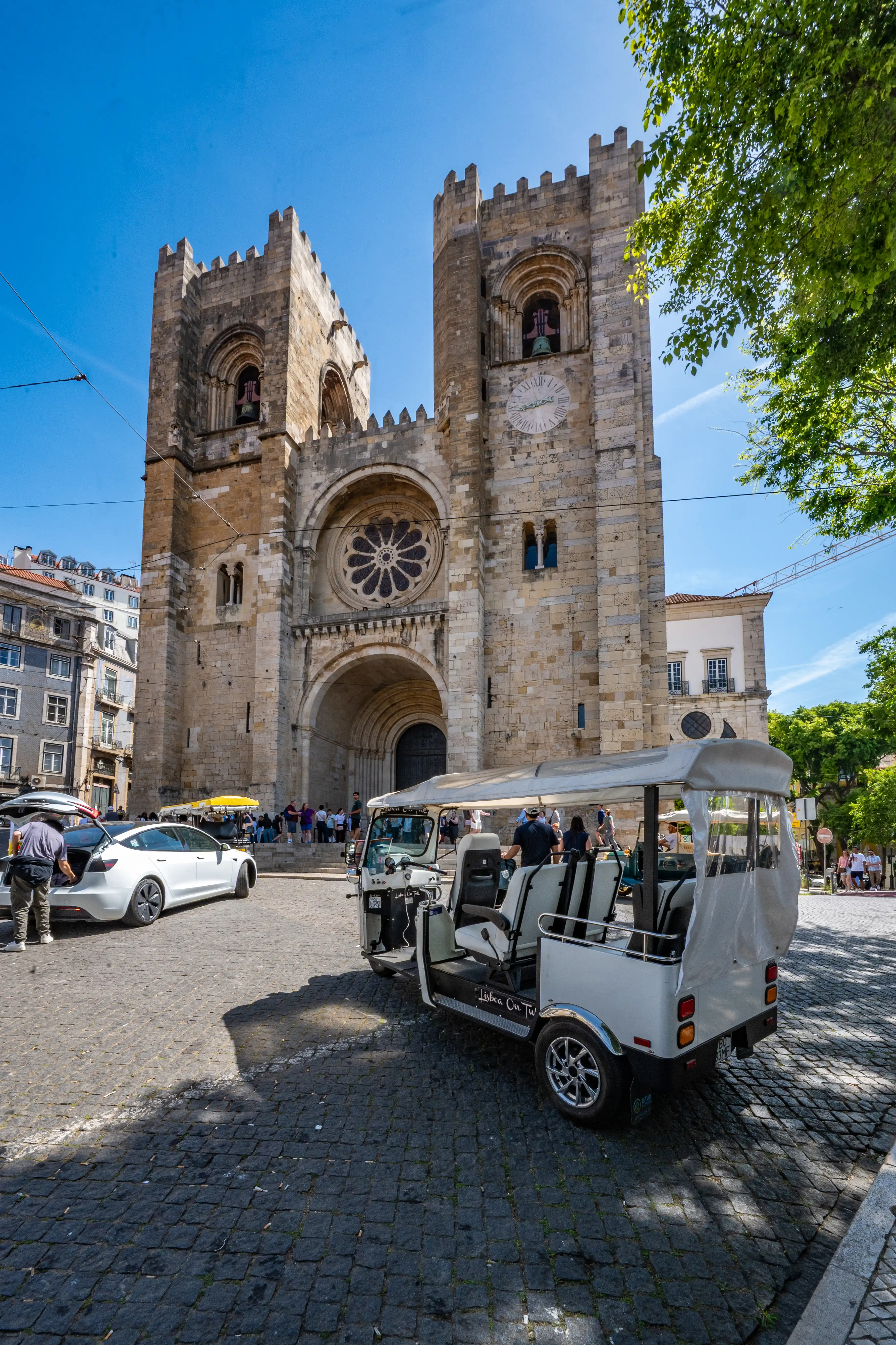 image link to https://www.mgaylard.co.uk/Portugal/lisbonse.html