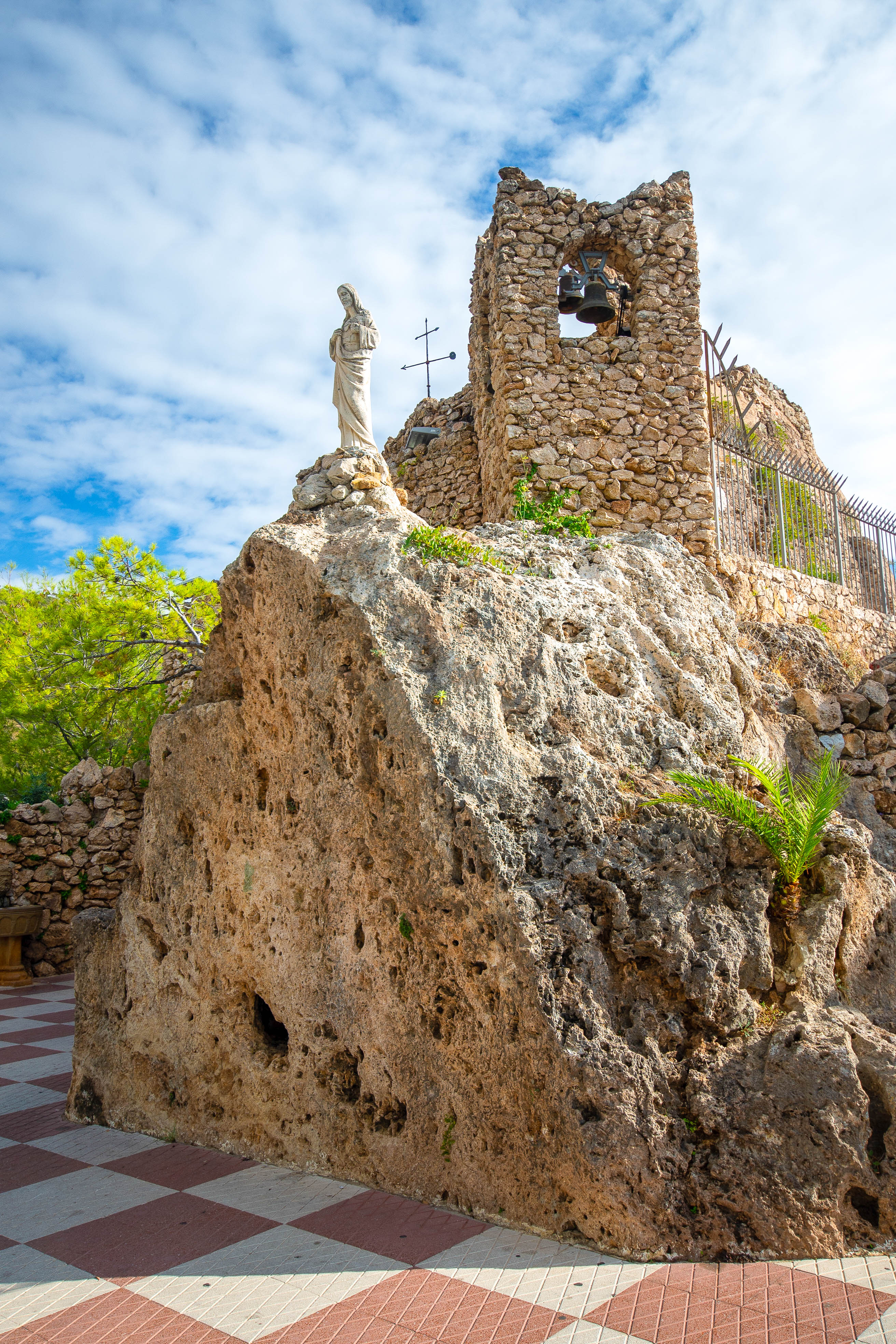 Ermita de la Virgen de la Peña