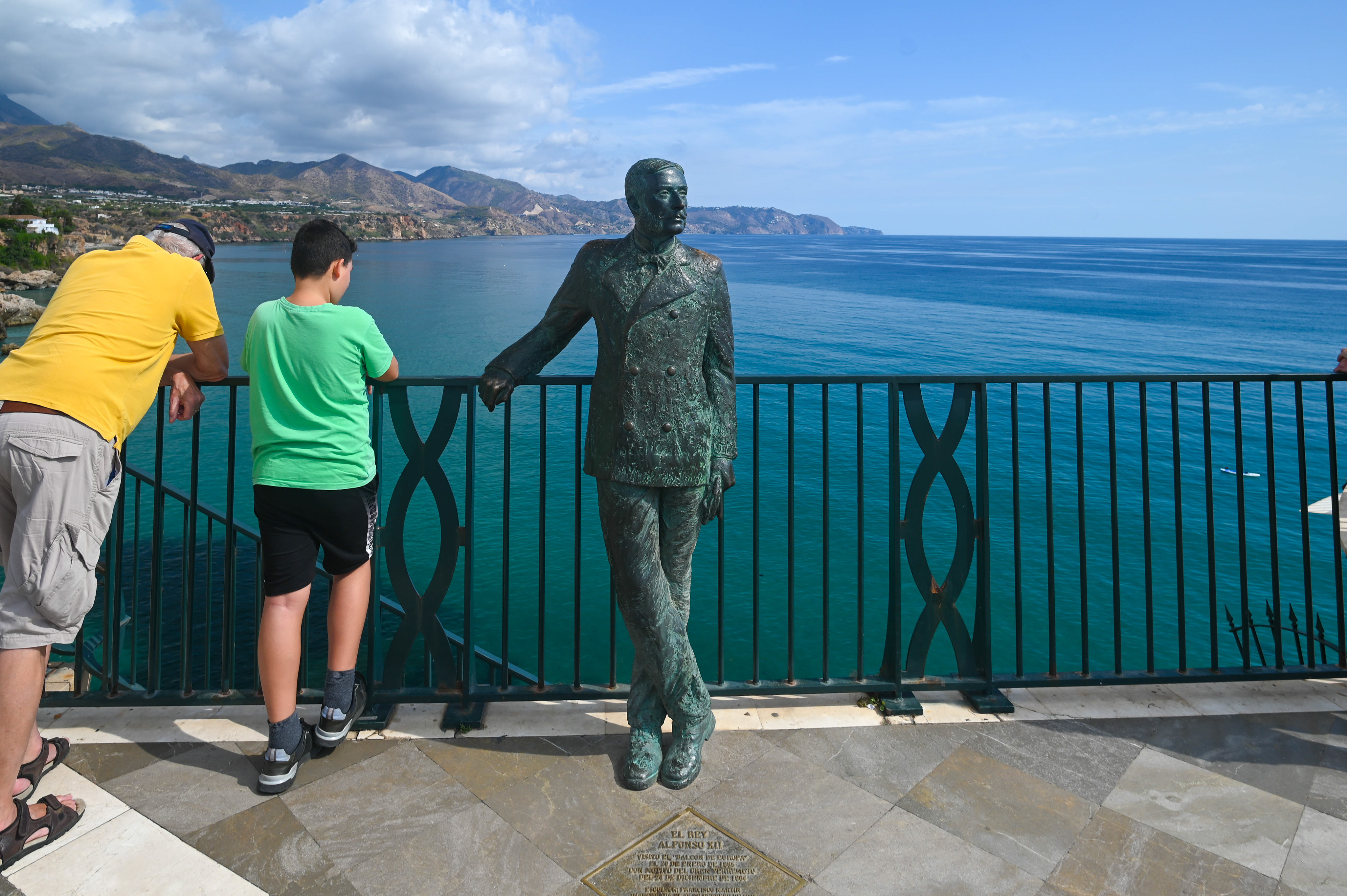 Sightseeing at Balcón de Europa