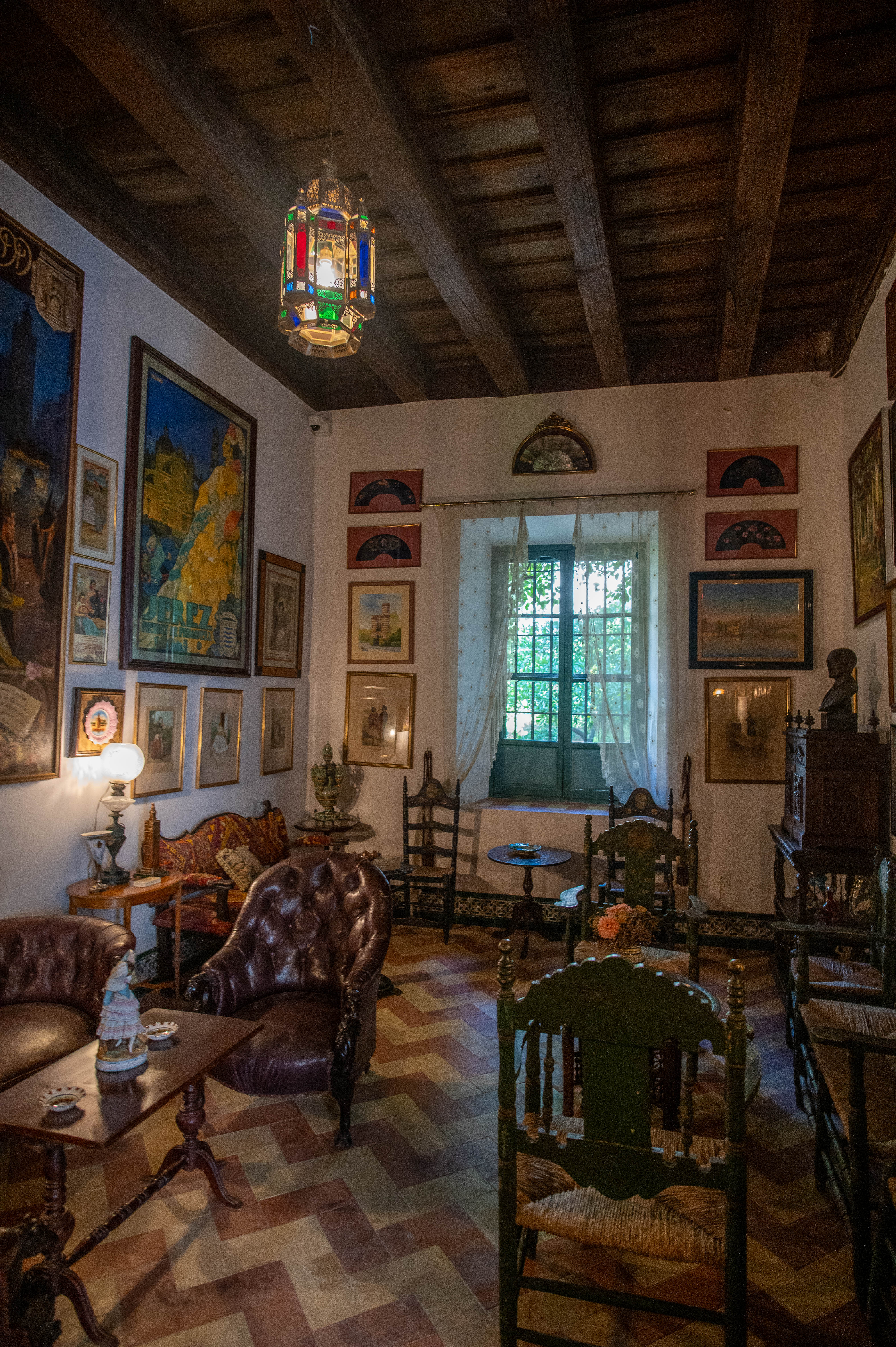 framed pictures and artworks