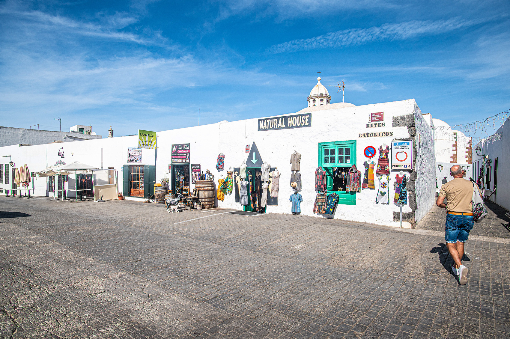 Calle Reyes Católicos