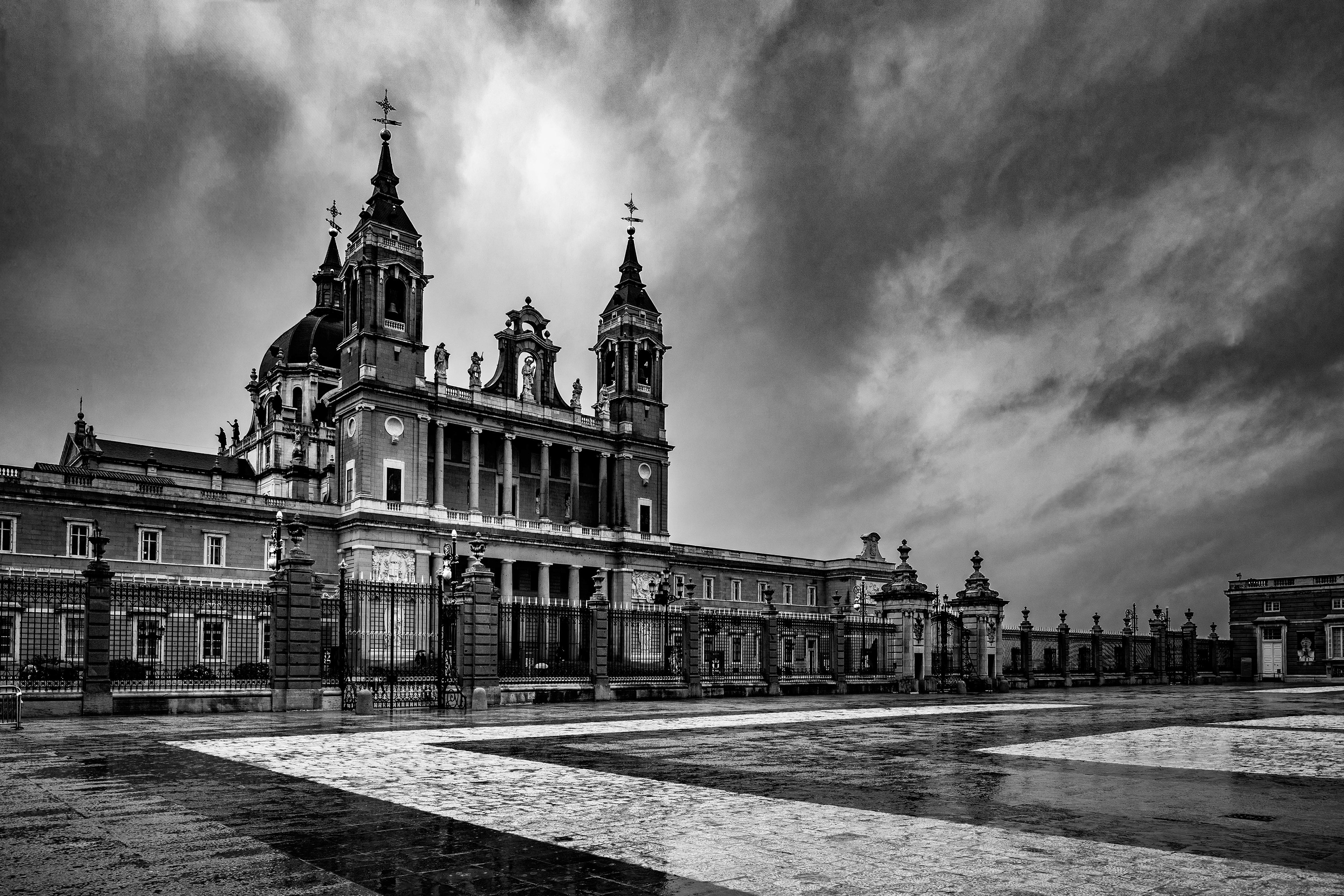 across Plaza de Armeria