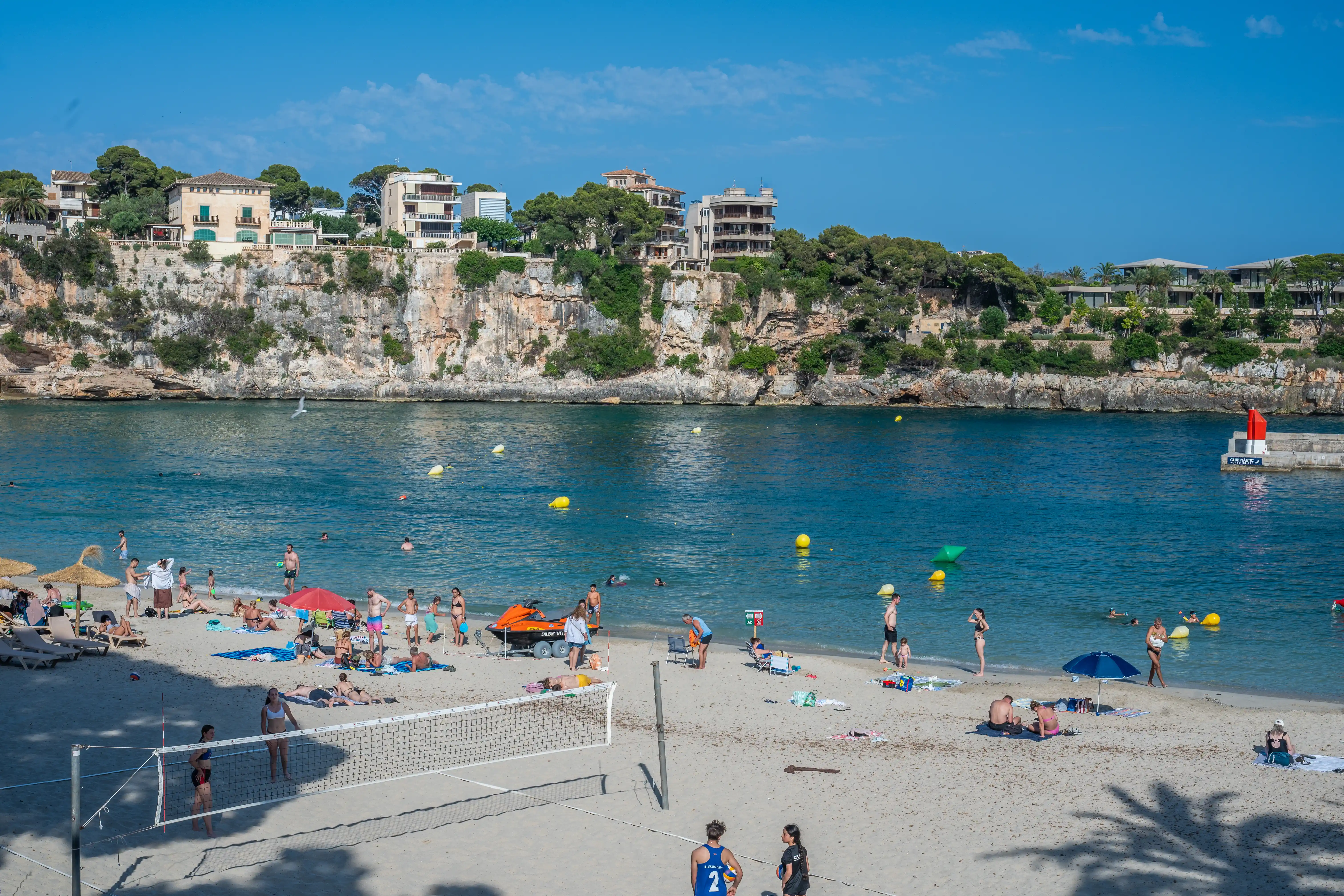 image link to https://www.mgaylard.co.uk/Spainmallorcacristo.html#cristo