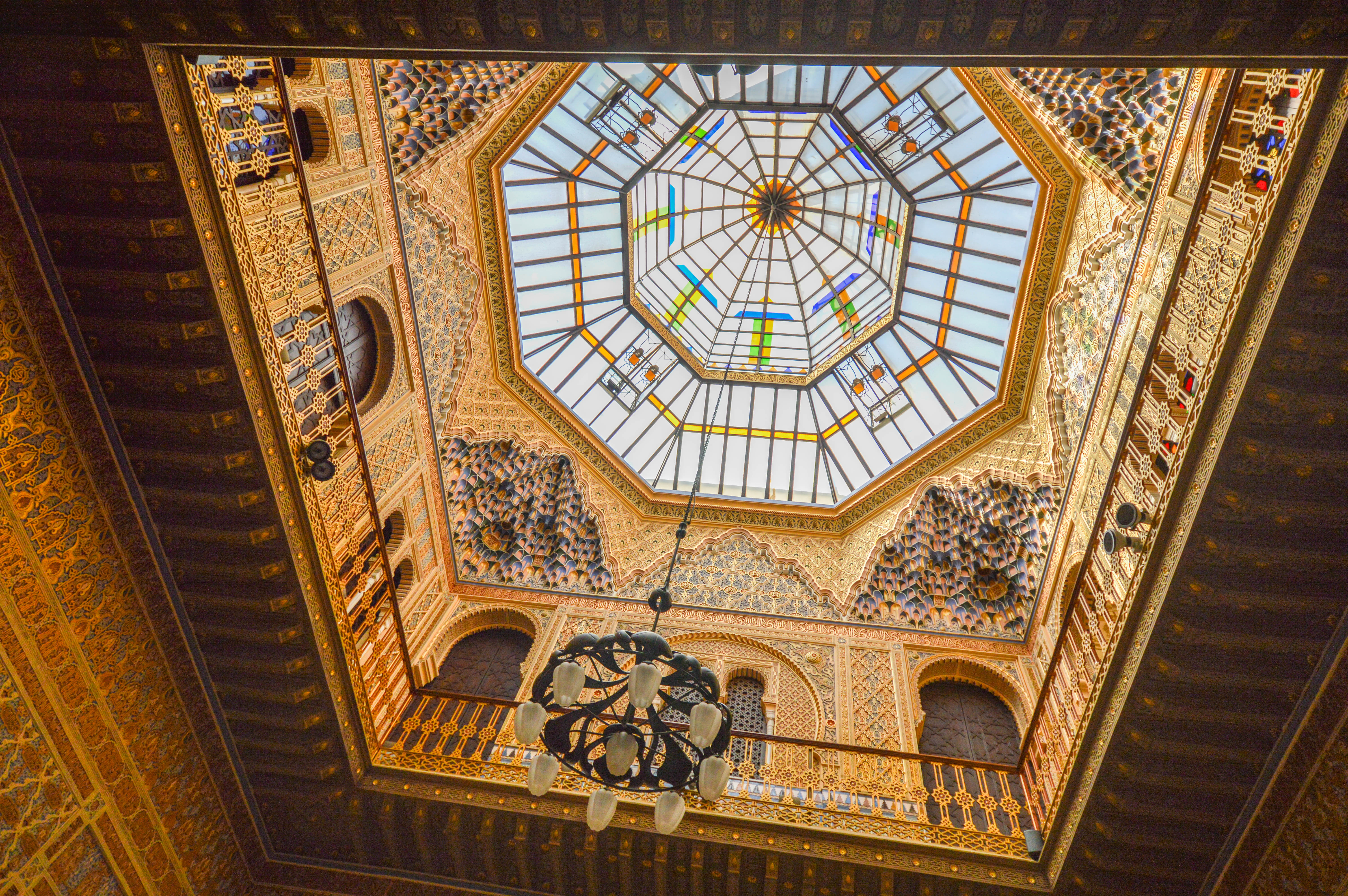 ornate ceiling with intricate designs and patterns
