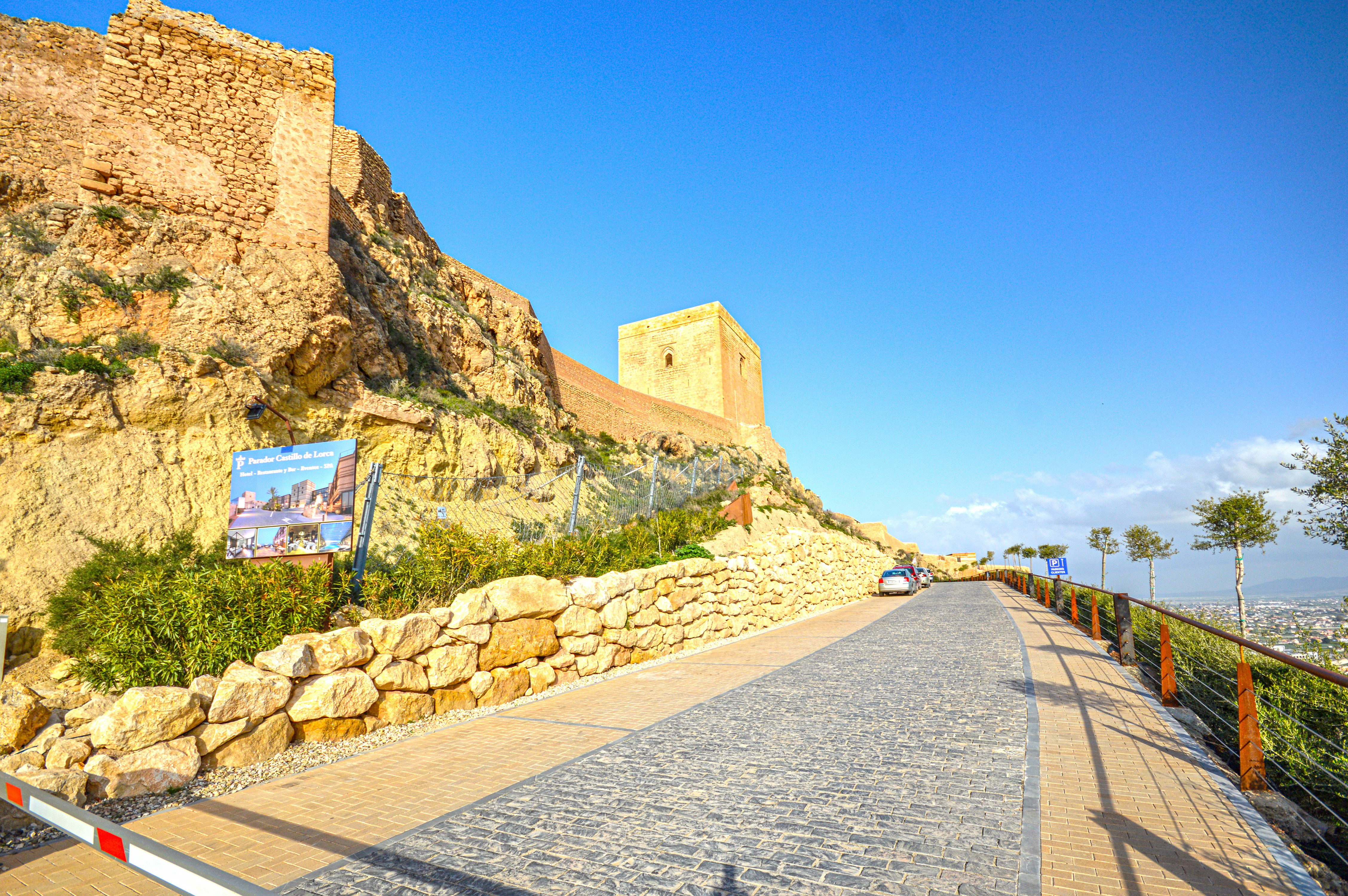 Castillo de Lorca - Fortaleza Del Sol